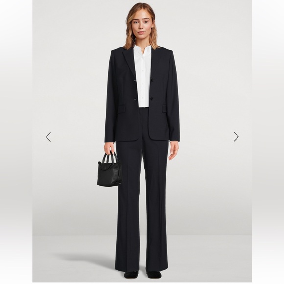 Theory Jackets & Blazers - THEORY Navy Good Wool Slim Blazer
